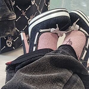 Meet your Posher, Lily